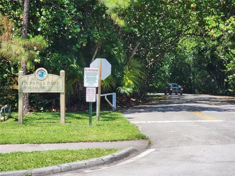 2471 NW 49th Terrace Coconut Creek FL 33063