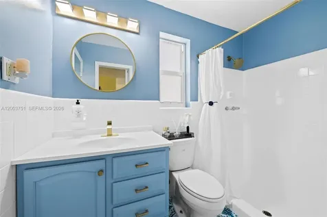 1925 N 39th Avenue Hollywood FL 33021