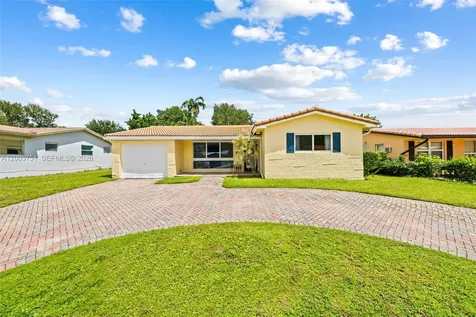 1925 N 39th Avenue Hollywood FL 33021
