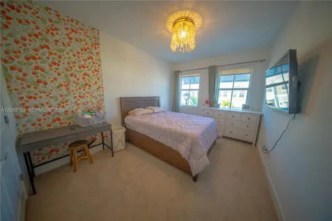 138 SW 171st Way Pembroke Pines FL 33027