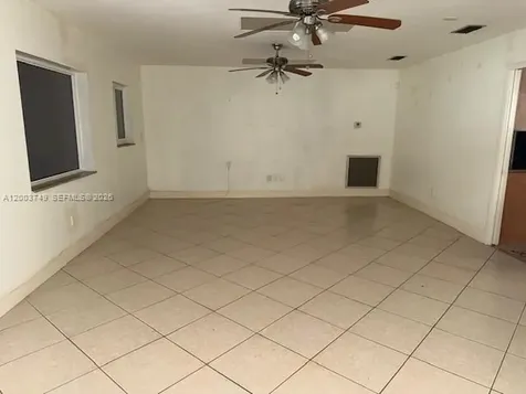 105 NE 17th Street Homestead FL 33030