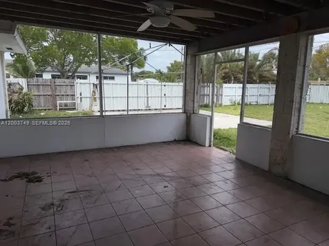 105 NE 17th Street Homestead FL 33030