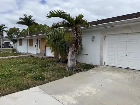 105 NE 17th Street Homestead FL 33030