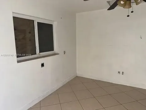 105 NE 17th Street Homestead FL 33030