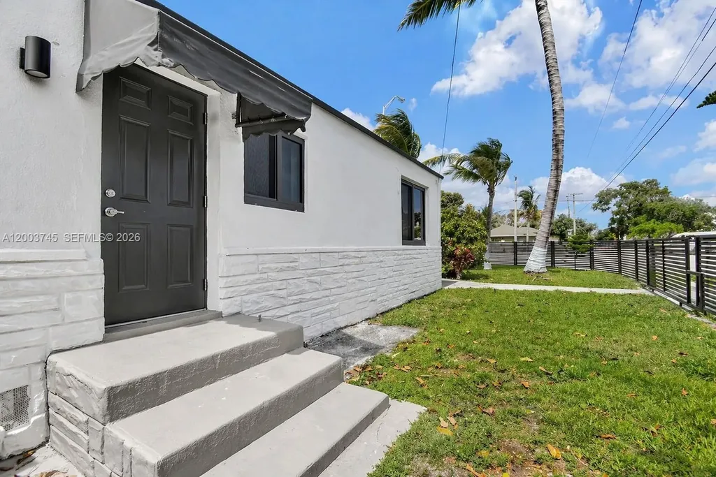 1102 NW 103rd Street Miami FL 33150