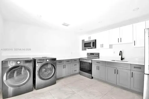 1102 NW 103rd Street Miami FL 33150