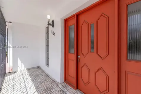 1101 SW 17th Avenue Miami FL 33135