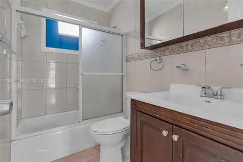 1101 SW 17th Avenue Miami FL 33135