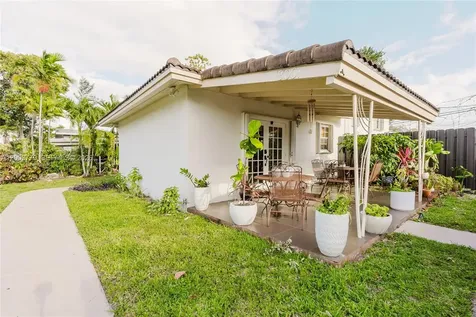 1300 NE 204th Street Miami FL 33179