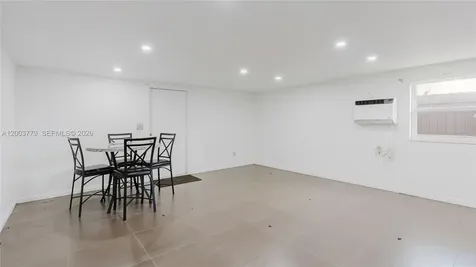 1300 NE 204th Street Miami FL 33179