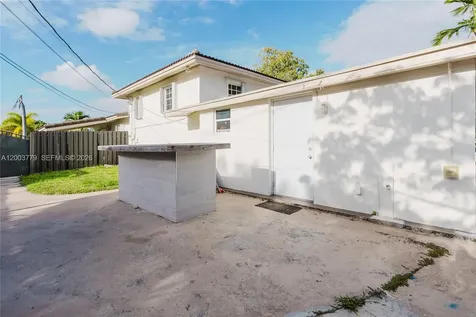 1300 NE 204th Street Miami FL 33179