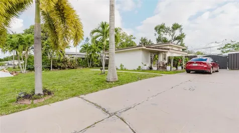 1300 NE 204th Street Miami FL 33179