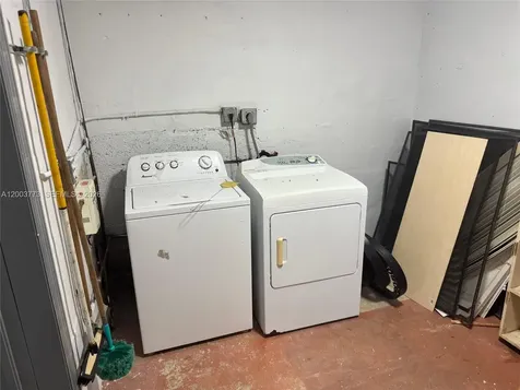 5260 SW 2nd Street Miami FL 33134
