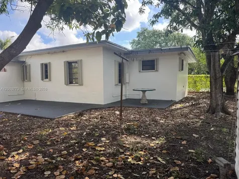 5260 SW 2nd Street Miami FL 33134
