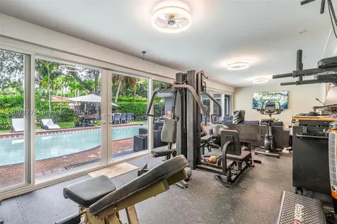 14600 N Spur Drive Miami FL 33161