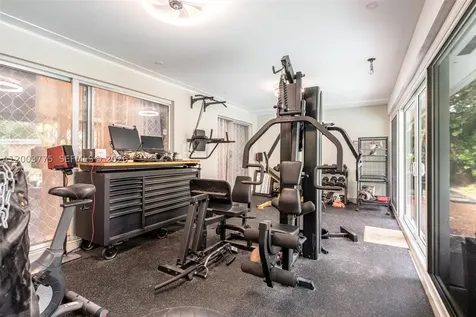 14600 N Spur Drive Miami FL 33161