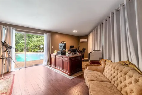 14600 N Spur Drive Miami FL 33161