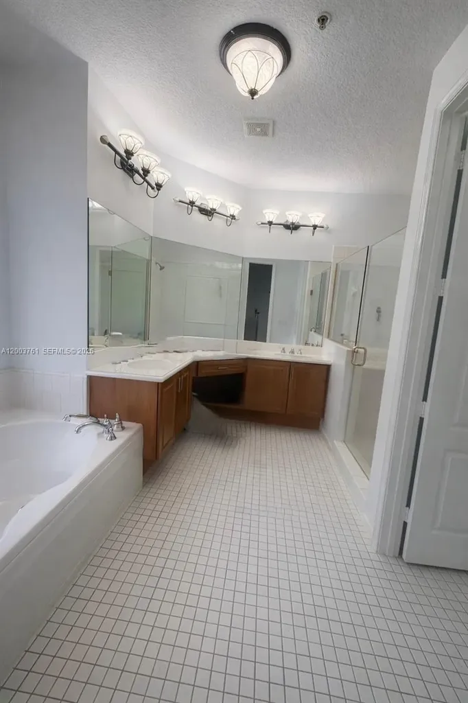 556 NW 39th Circle Boca Raton FL 33431