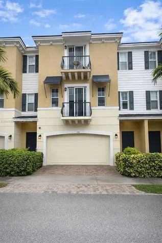 556 NW 39th Circle Boca Raton FL 33431