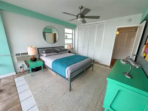 1400 Pennsylvania Avenue Miami Beach FL 33139