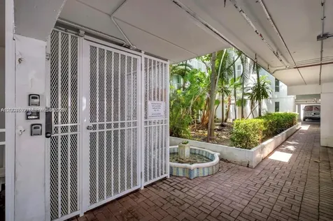 1400 Pennsylvania Avenue Miami Beach FL 33139