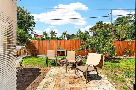 6551 Sherman Street Hollywood FL 33024