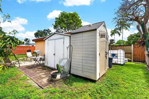 6551 Sherman Street Hollywood FL 33024