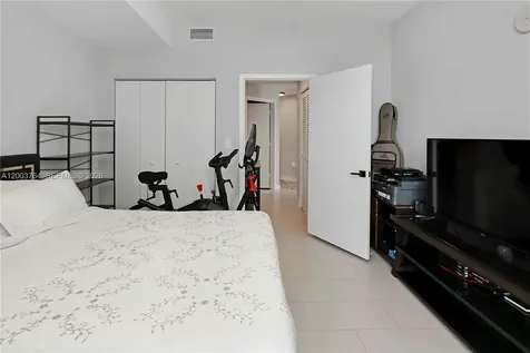 79 SW 12th Street Miami FL 33130