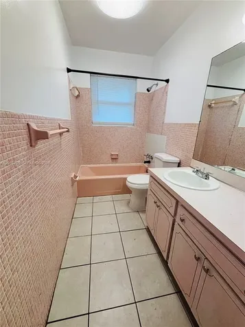 1050 SW 2nd Avenue Dania Beach FL 33004