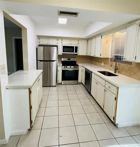 1050 SW 2nd Avenue Dania Beach FL 33004
