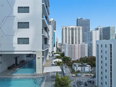 229 SW 9th Street Miami FL 33130