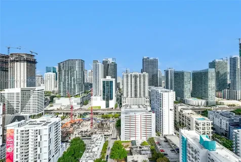 229 SW 9th Street Miami FL 33130