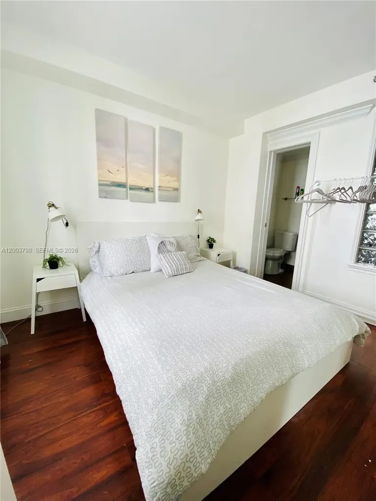 335 Ocean Drive Miami Beach FL 33139