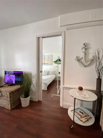 335 Ocean Drive Miami Beach FL 33139
