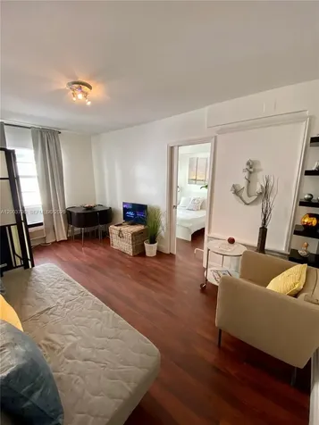 335 Ocean Drive Miami Beach FL 33139