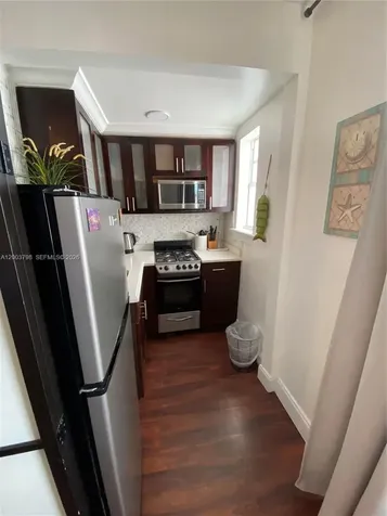 335 Ocean Drive Miami Beach FL 33139
