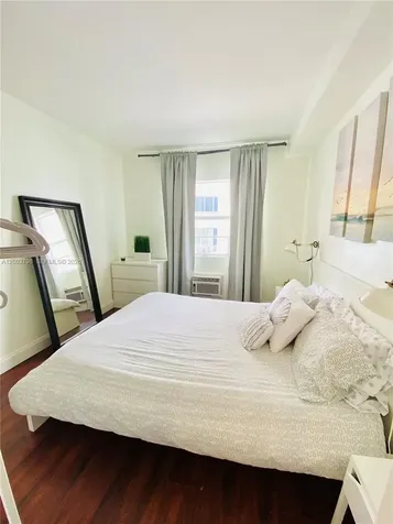 335 Ocean Drive Miami Beach FL 33139
