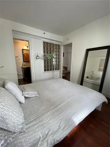 335 Ocean Drive Miami Beach FL 33139
