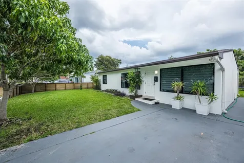 906 NE 6th Street Hallandale Beach FL 33009