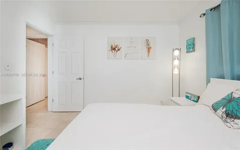 906 NE 6th Street Hallandale Beach FL 33009