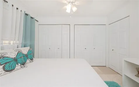 906 NE 6th Street Hallandale Beach FL 33009