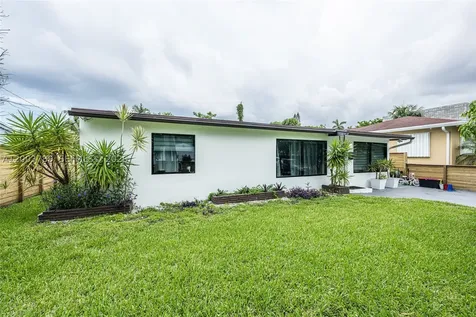 906 NE 6th Street Hallandale Beach FL 33009