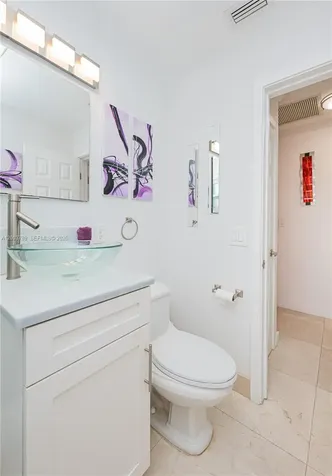 906 NE 6th Street Hallandale Beach FL 33009