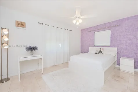 906 NE 6th Street Hallandale Beach FL 33009