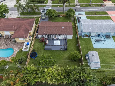 906 NE 6th Street Hallandale Beach FL 33009
