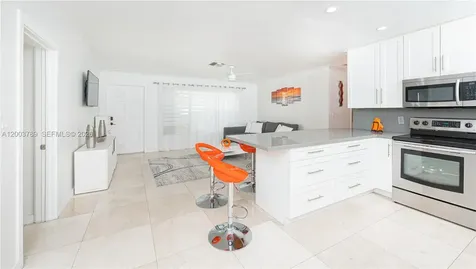 906 NE 6th Street Hallandale Beach FL 33009