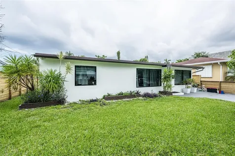 906 NE 6th Street Hallandale Beach FL 33009