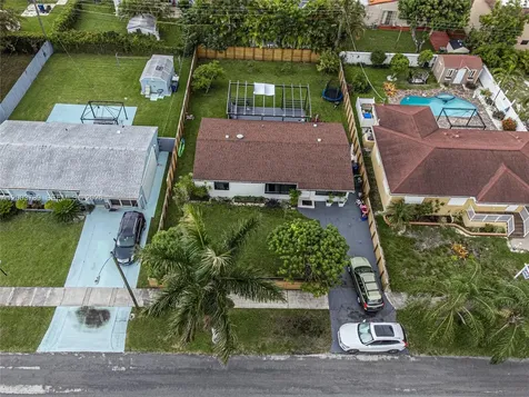906 NE 6th Street Hallandale Beach FL 33009