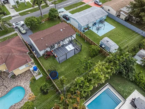 906 NE 6th Street Hallandale Beach FL 33009