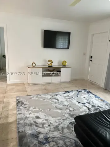 906 NE 6th Street Hallandale Beach FL 33009